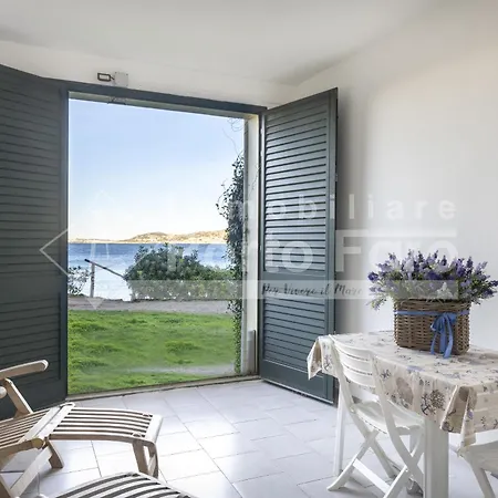 Apartment 58 Faro - Bilocale Vista Mare Fronte Faro Di Porto Faro